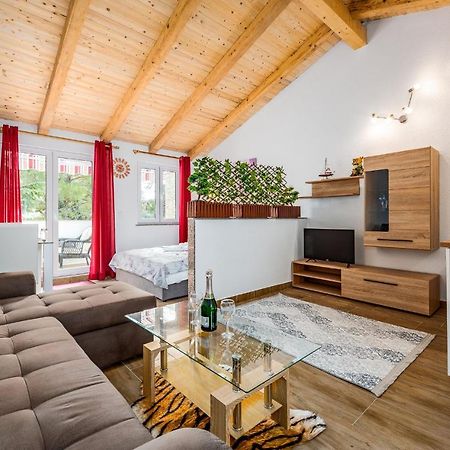 Villa Heidi 2 Umag Extérieur photo