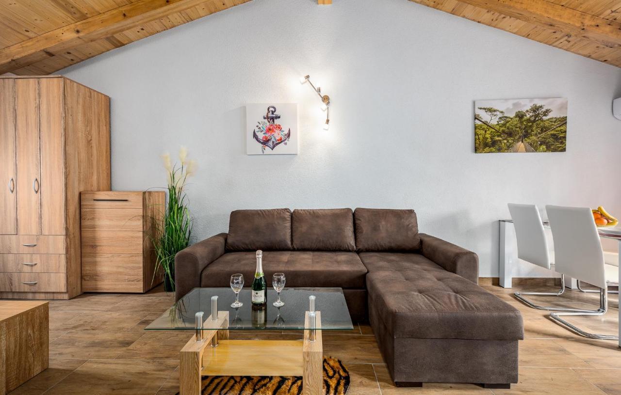 Villa Heidi 2 Umag Extérieur photo